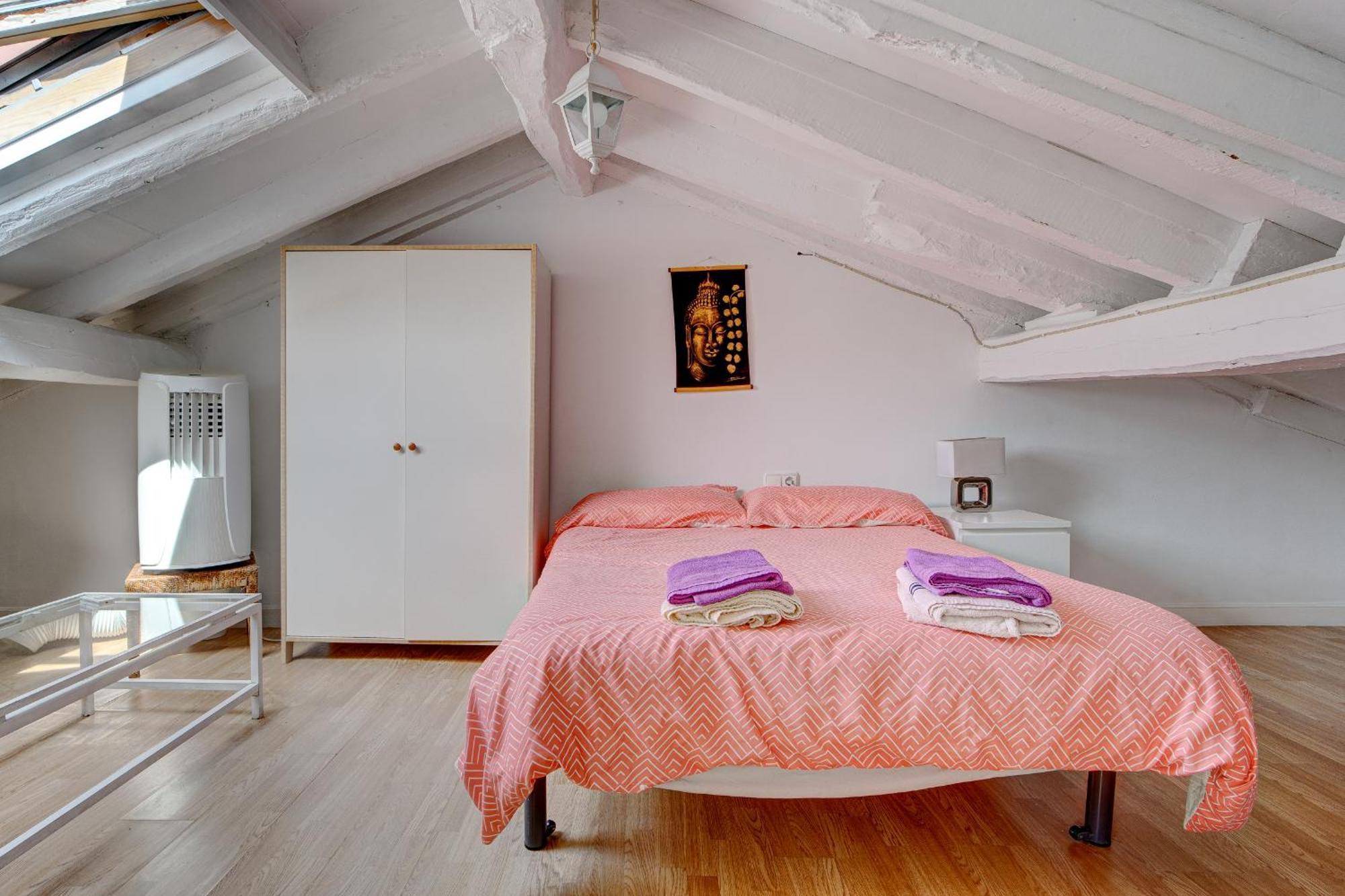 Preciosa Buhardilla En Hondarribia, Centro, 2 Hb *